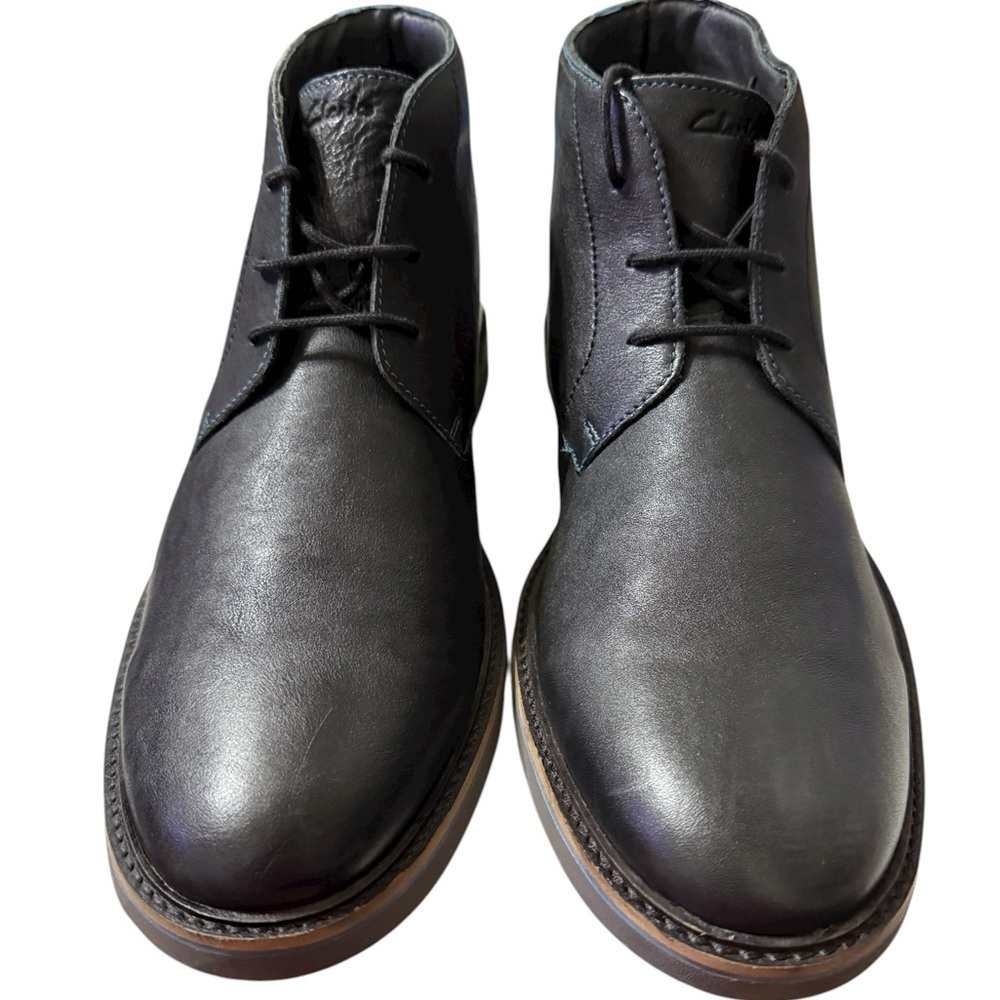 Clarks Black Leather Chukka Boots · Men’s Size 12